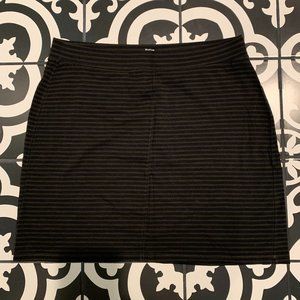 Toad & Co Lobelia Skirt green and gray stripe athletic skirt Medium EUC
